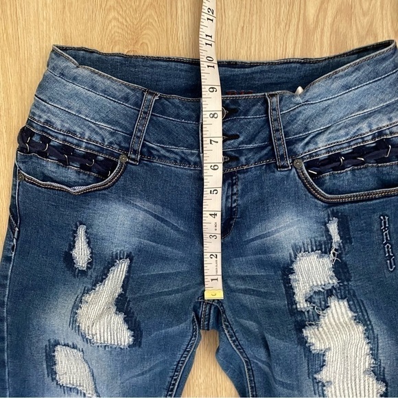 Vintage Y2K Distressed Jeans Low Rise Straight Leg McBling Denim Size 28 - Picture 11 of 15